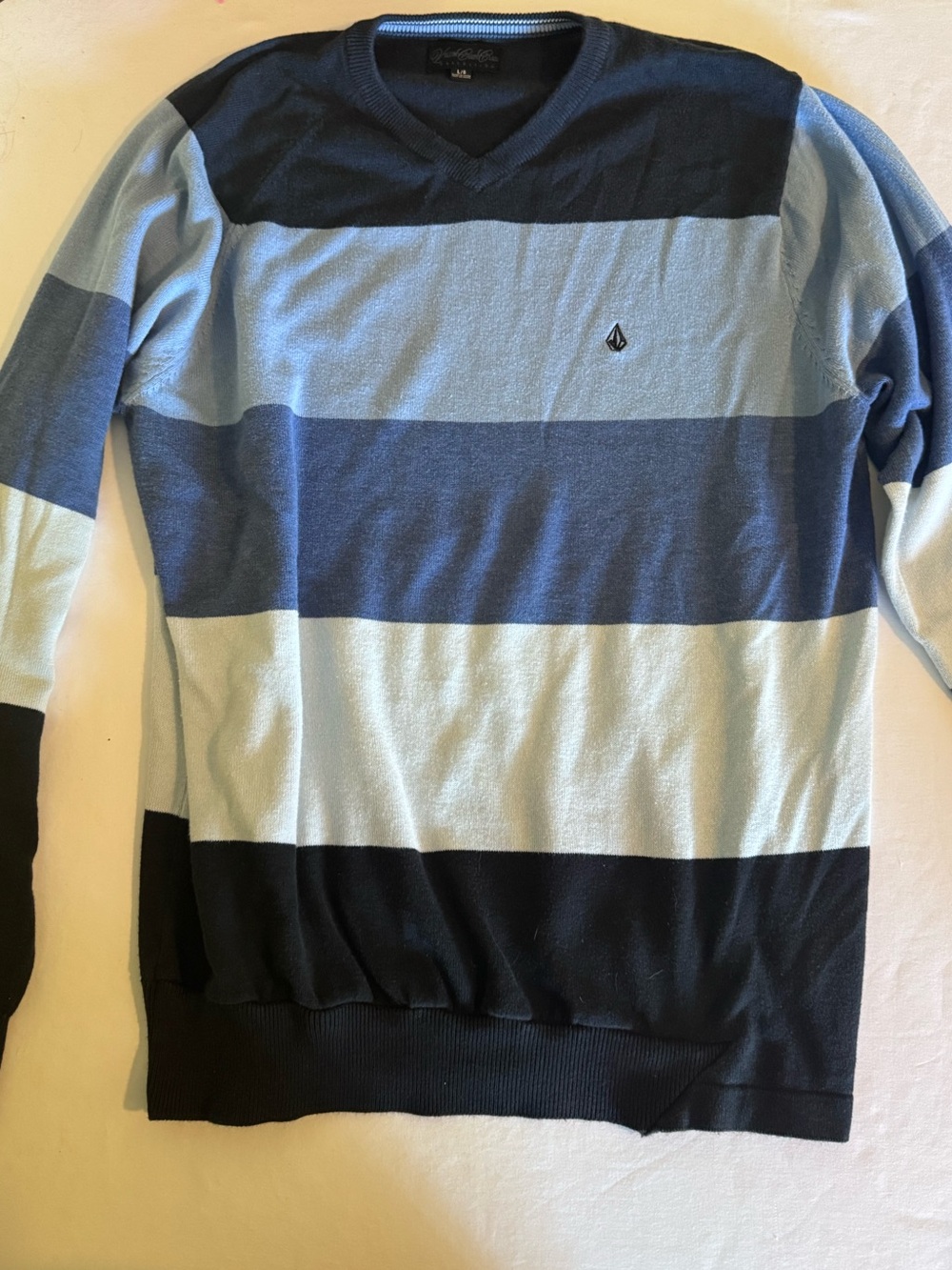 Volcano Corpo Class Collections Men’s Striped Sweater Sz Large
